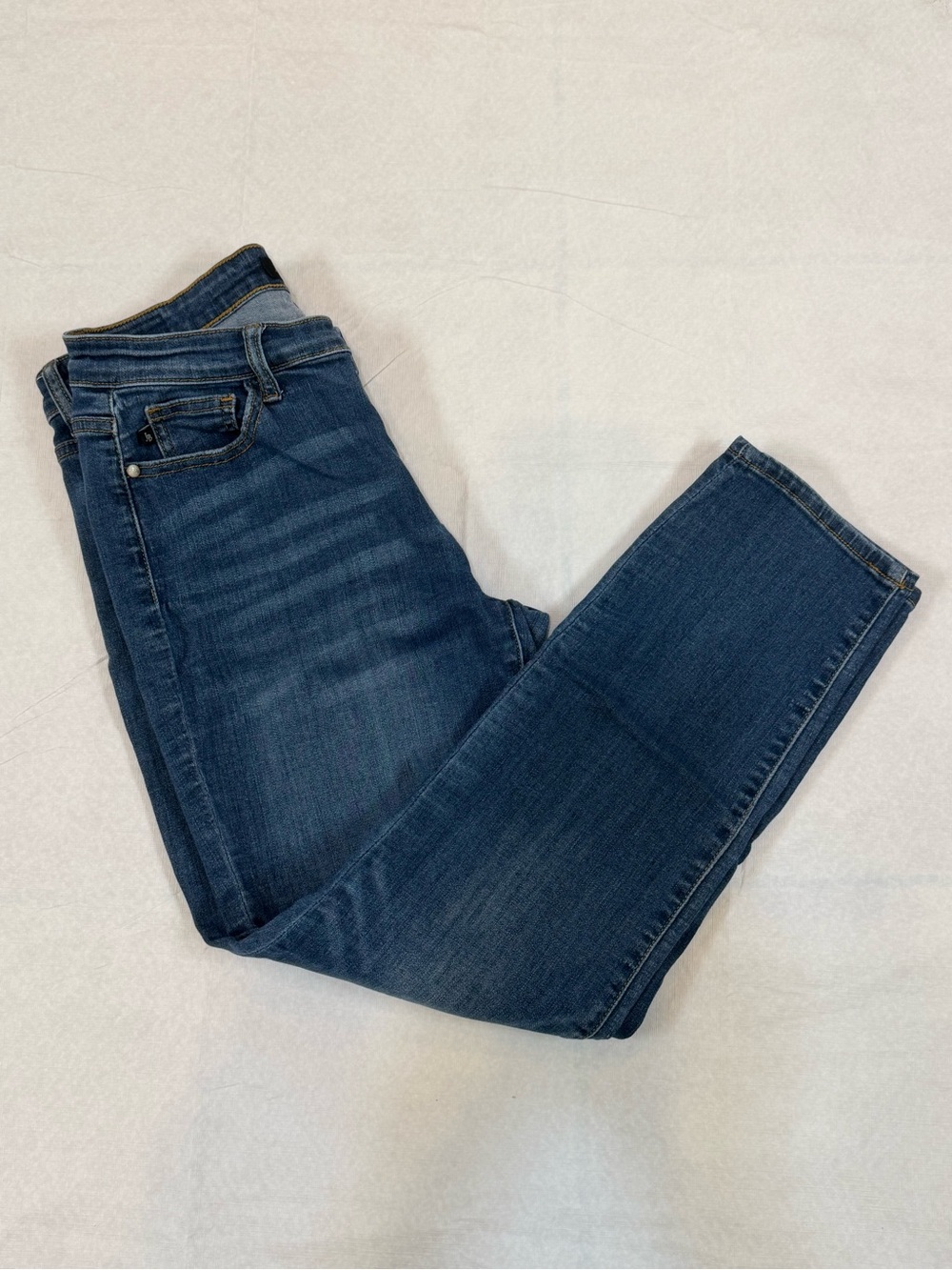 Judy Blue Mid Rise Dark Handsand Cuffed Boyfriend Jeans 11/30 JB82195DK